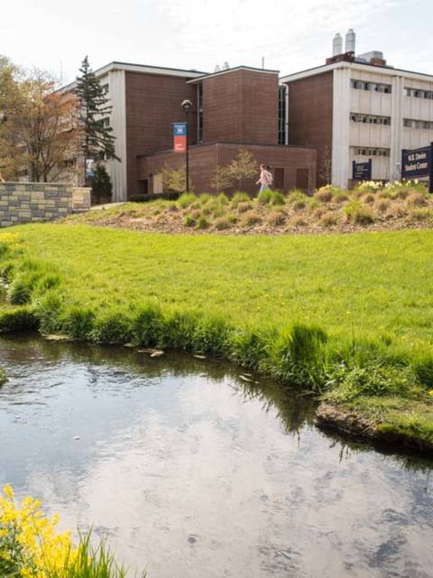 LE Phillip Science building.