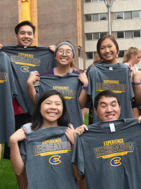 Tour-de-Rec 2018 Students Holding Experience Recreation T-Shirts