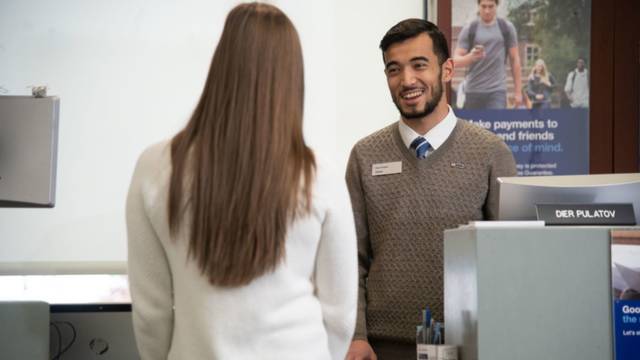 Dier Pulatov intern at US Bank