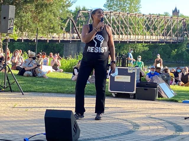 Selika Ducksworth-Lawton at Aug 2020 Phoenix Park rally