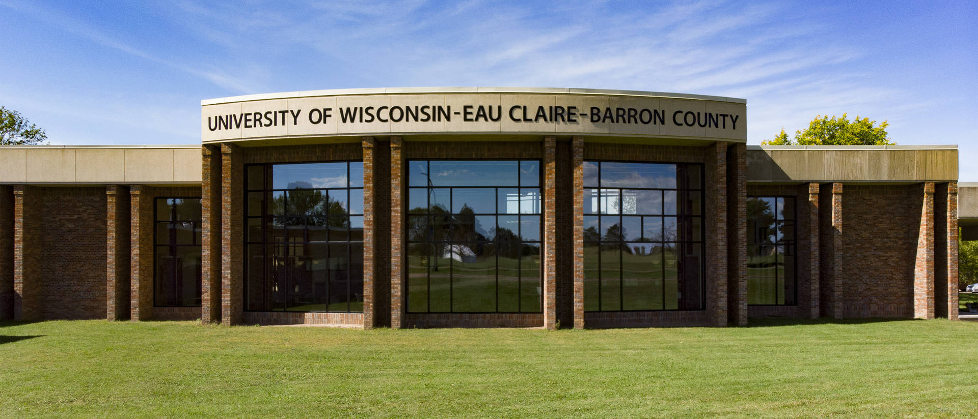 UW-Eau Claire – Barron County