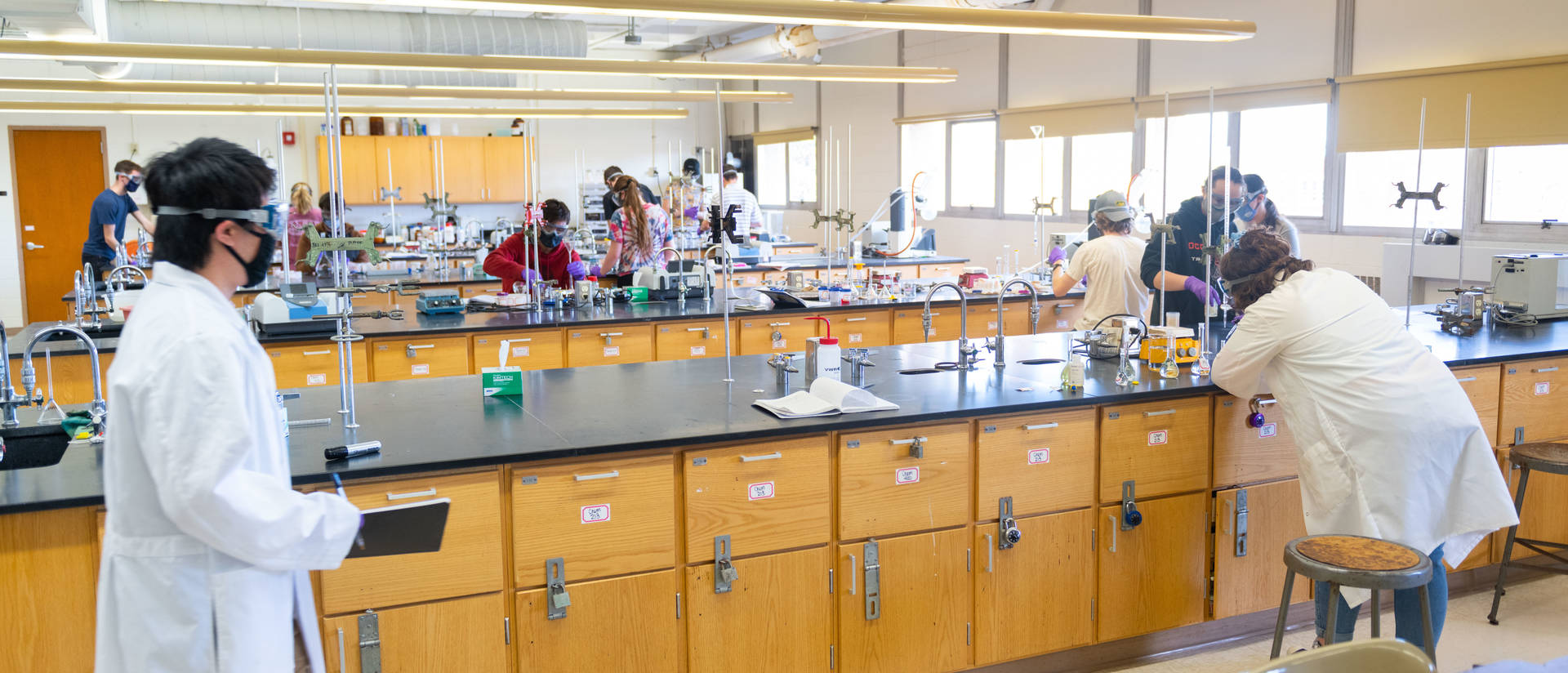 Students work in a lab