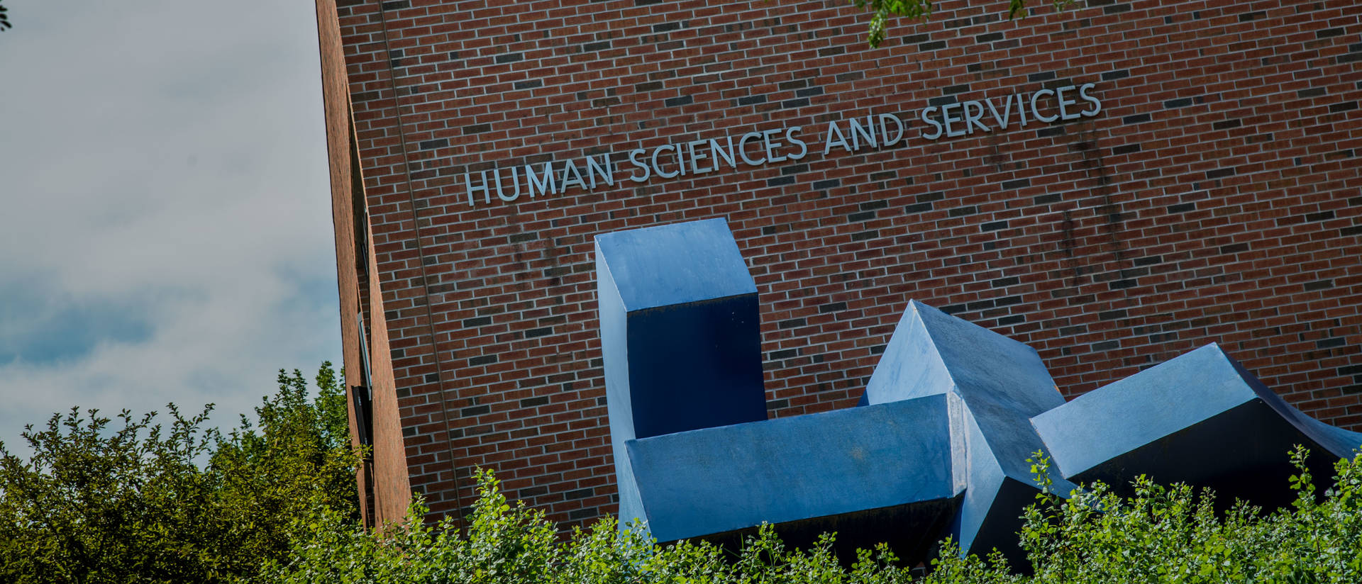 Photo of the Human Sciences and Disorders building