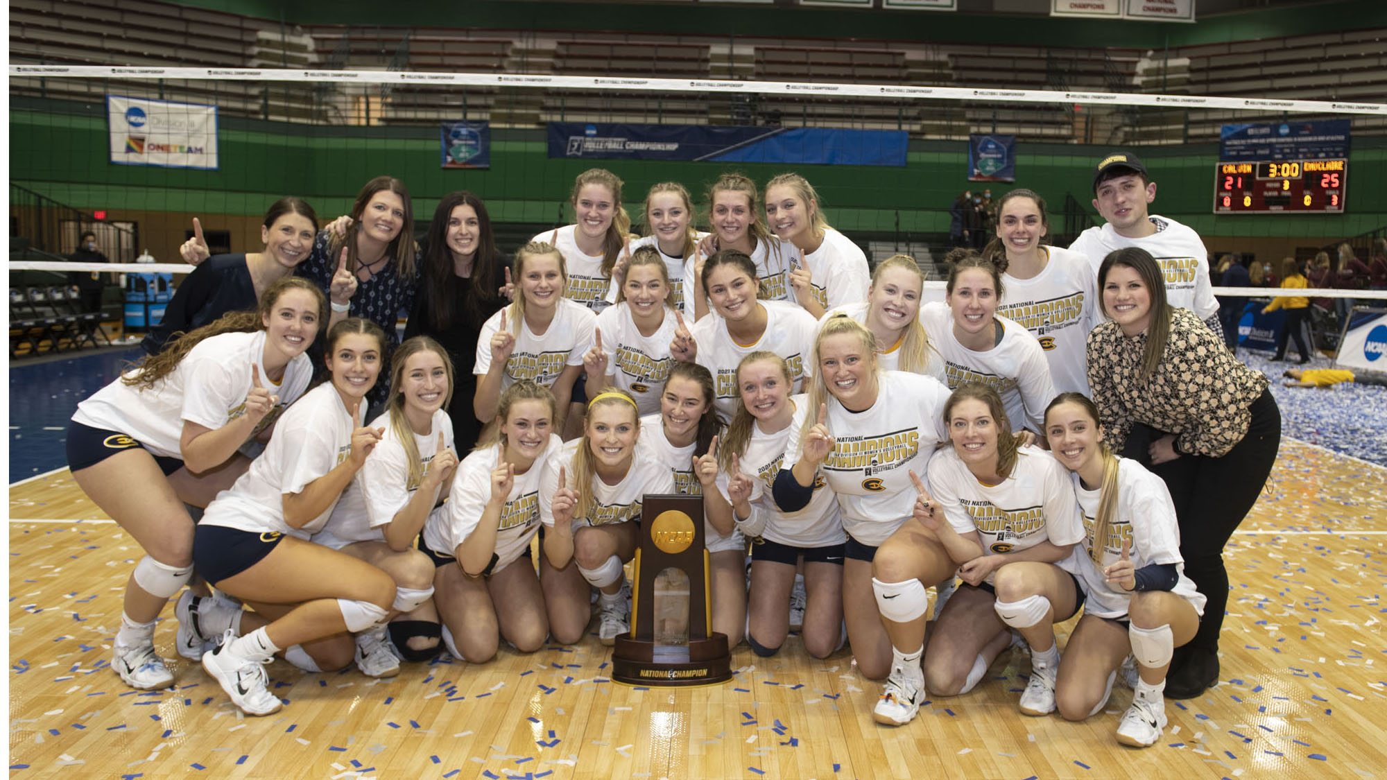 Blugold women's volleyball team celebrates national championship UW