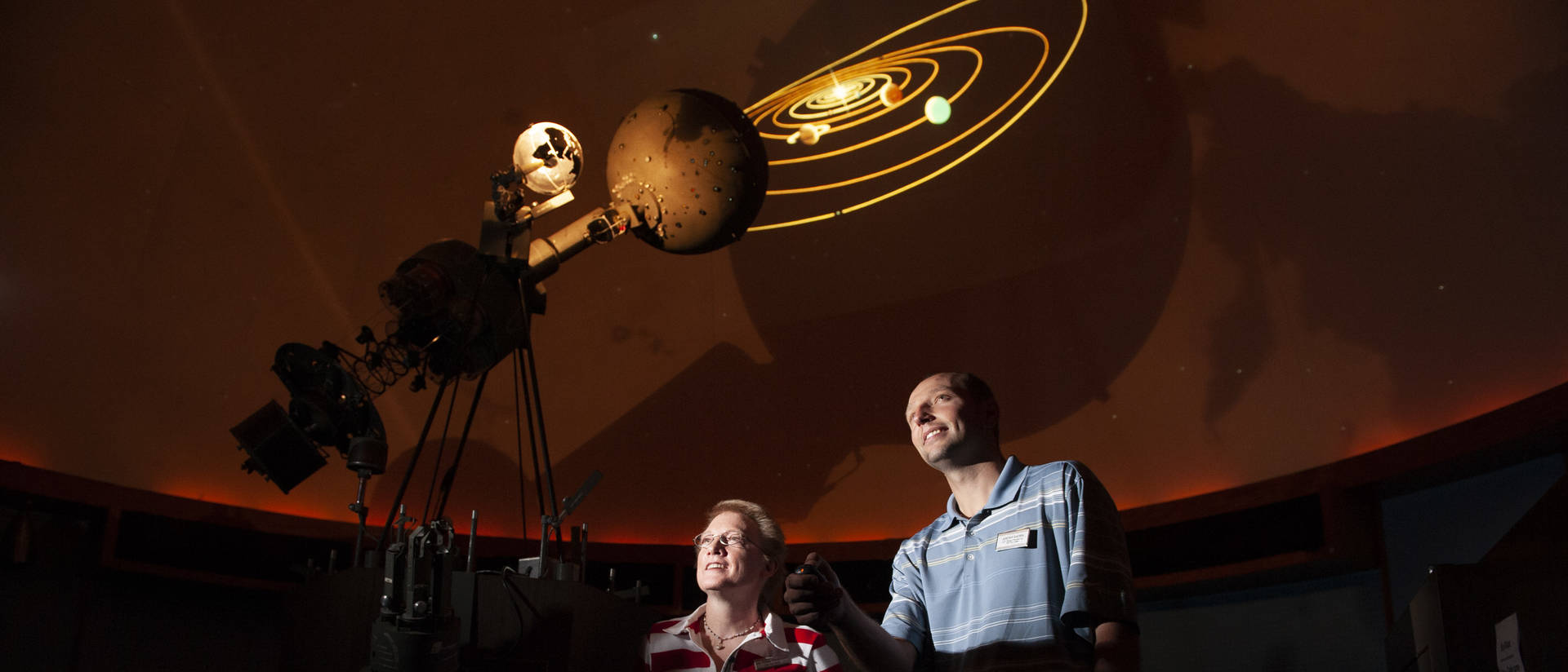 Image of the planets being projected on the ceiling of the L.E. Phillips Planetarium