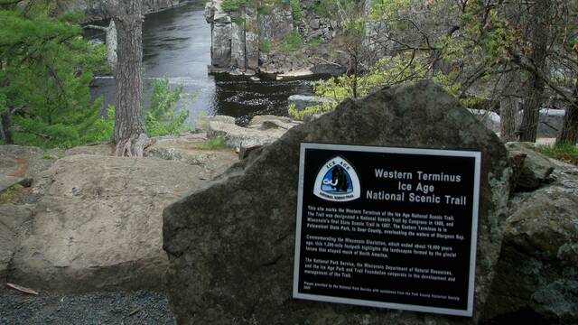 Western terminus of the Ice Age Trail in St. Croix Falls. (Photo by Mike Duchek, Wikimedia Commons)
