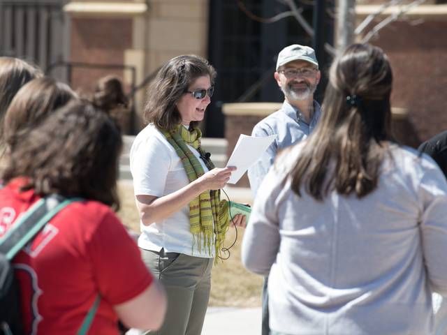 landscape architect Daria Hutchinson teaches students about trees on campus