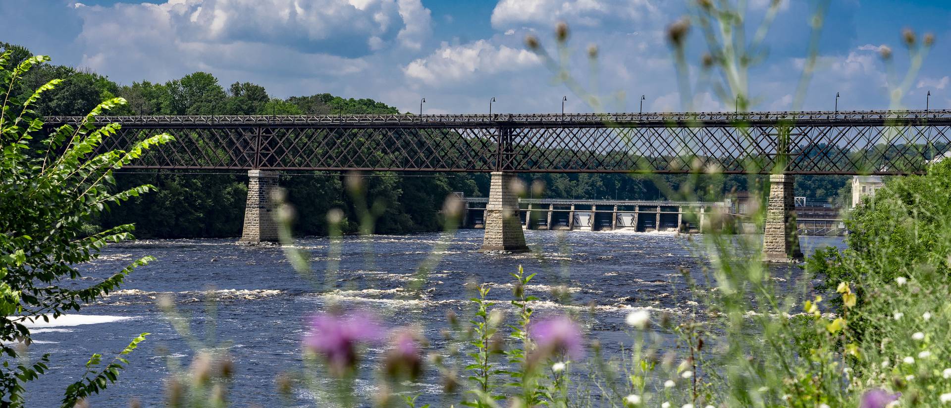 Blugolds assist effort to add 143-year-old bridge to historic register ...