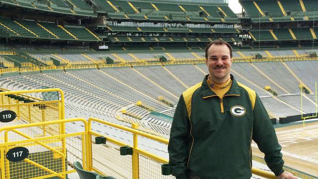 UW-Eau Claire alumnus Brent Hensel has been named curator of the Green Bay Packers Hall of Fame.