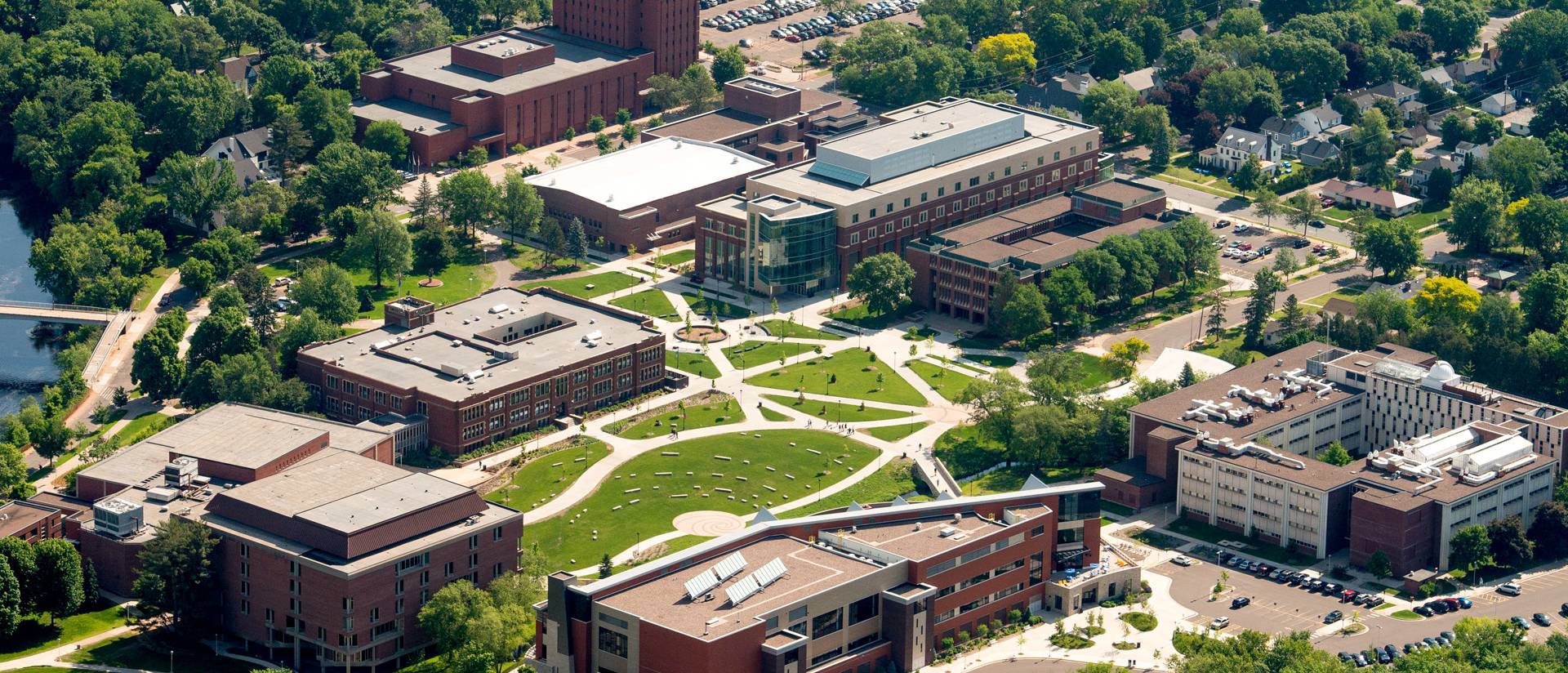 aerial view of UW-Eau Claire central lower campus