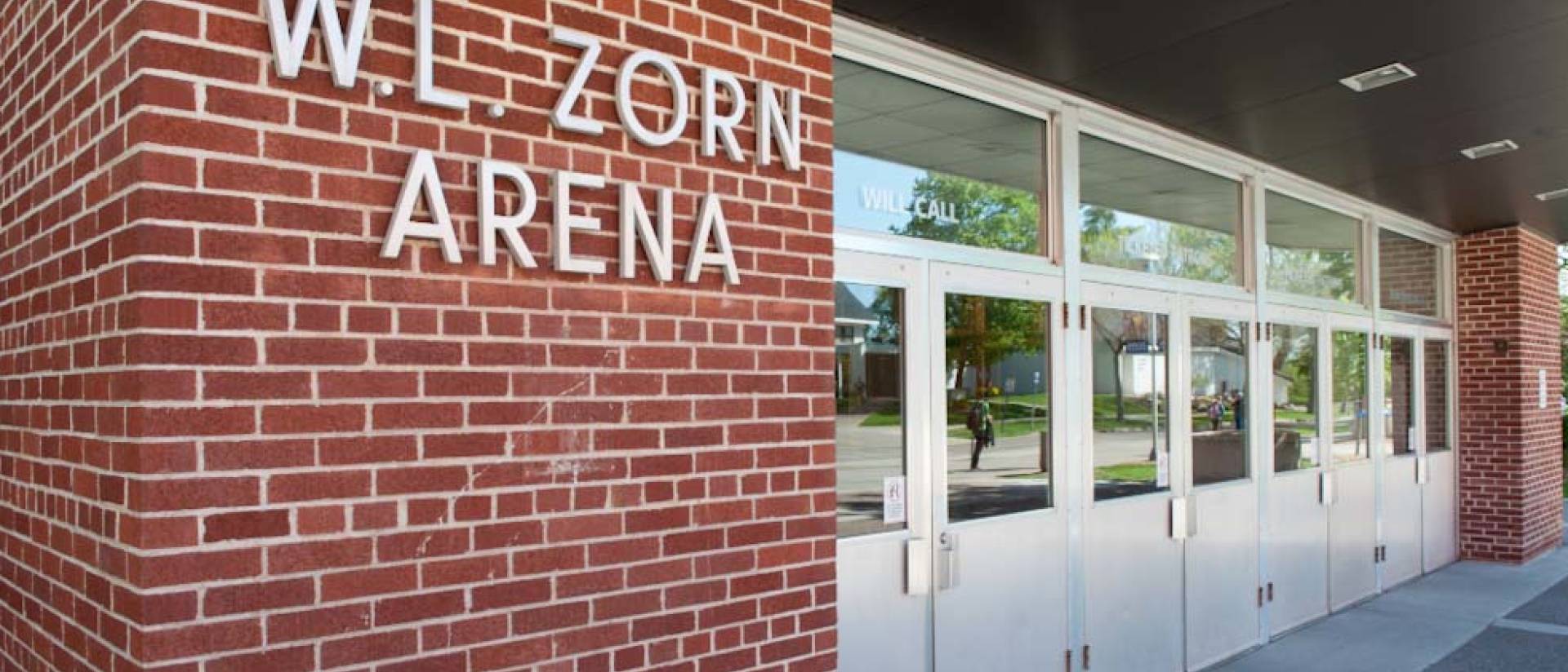 Zorn Arena entryway