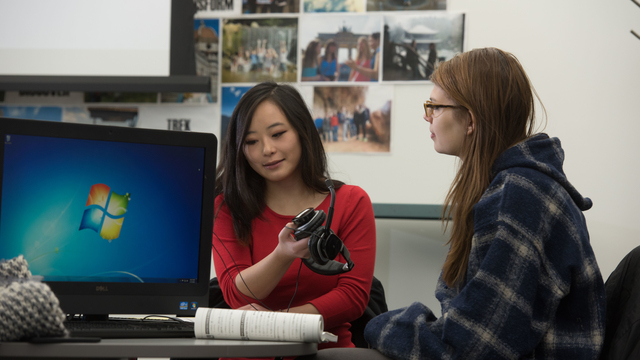 UWEC students in technology lab