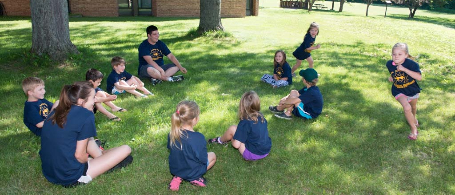 Eau Claire children at Bilingual Beginnings Camp