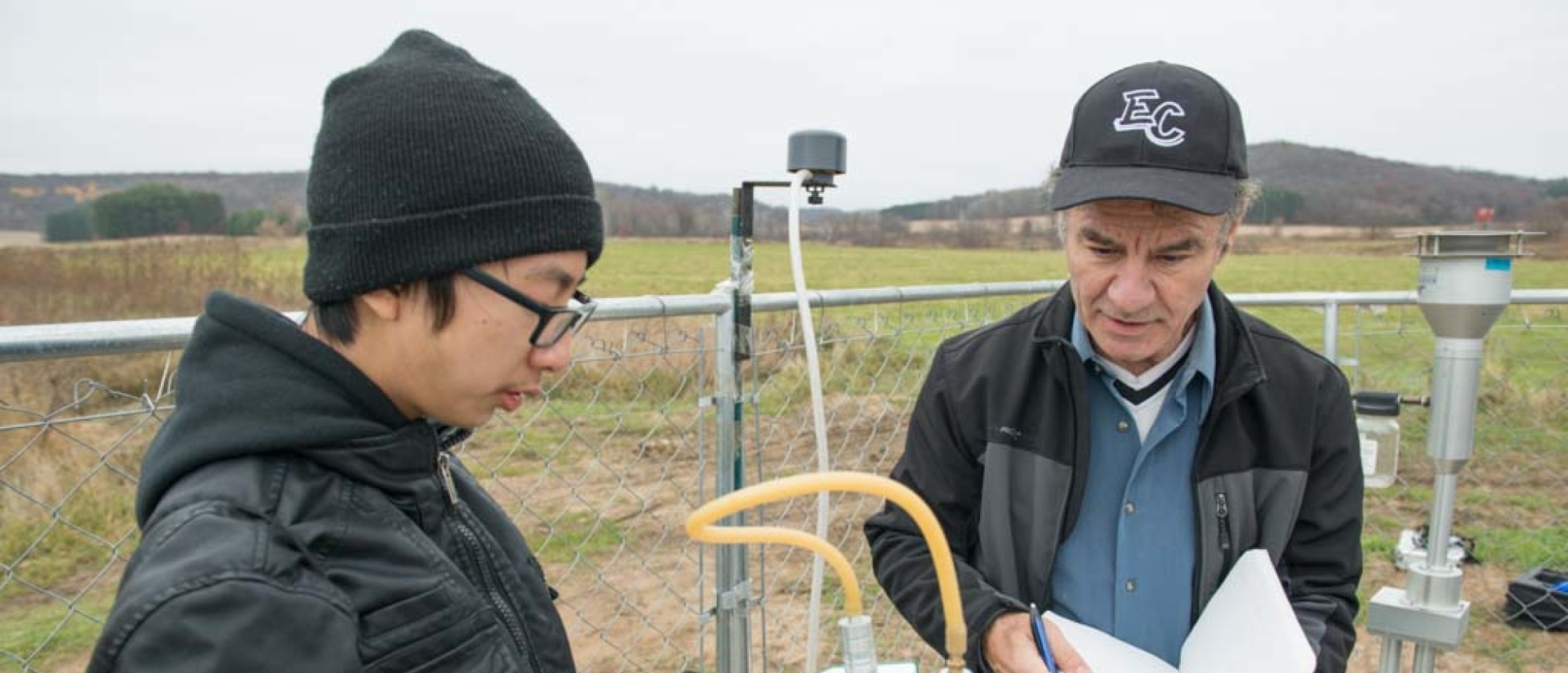 Air monitor station