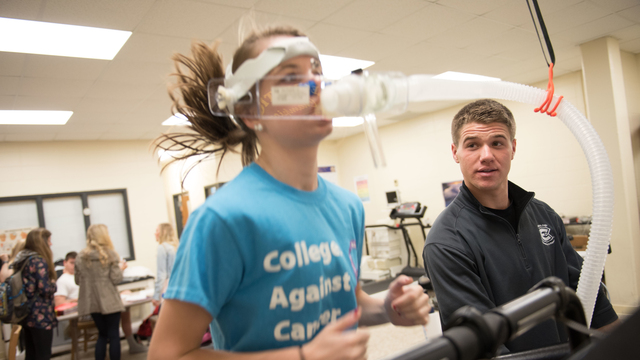 KINS student performing a treadmill test