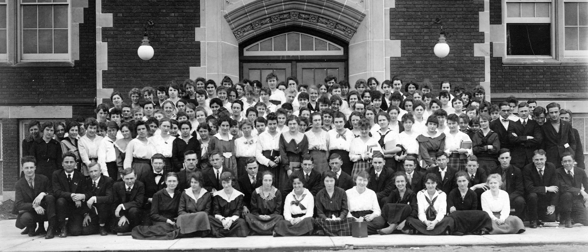 Old photo of a UWEC class