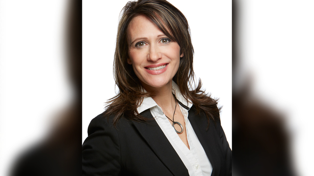 Graphic deign alumna Janel Scott