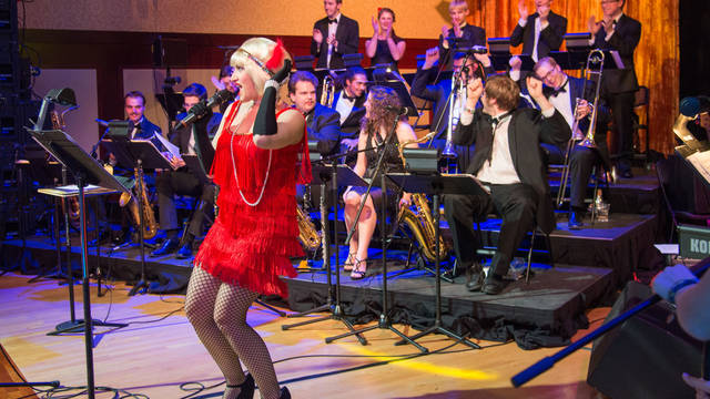 A musical performance at UW-Eau Claire’s Gatsby’s Gala featuring students from the Music and Theatre Arts department. 