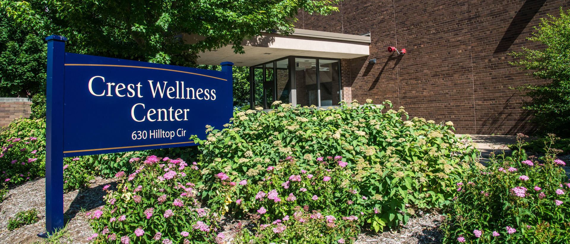 Crest Wellness Center Exterior Sign